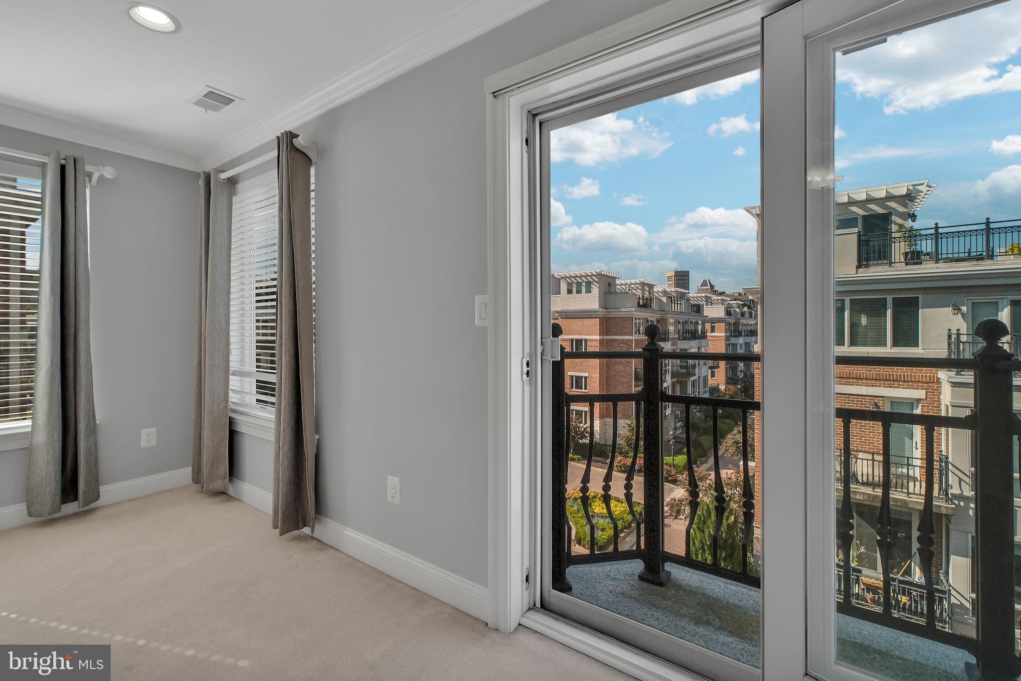HARBORVIEW - Residential