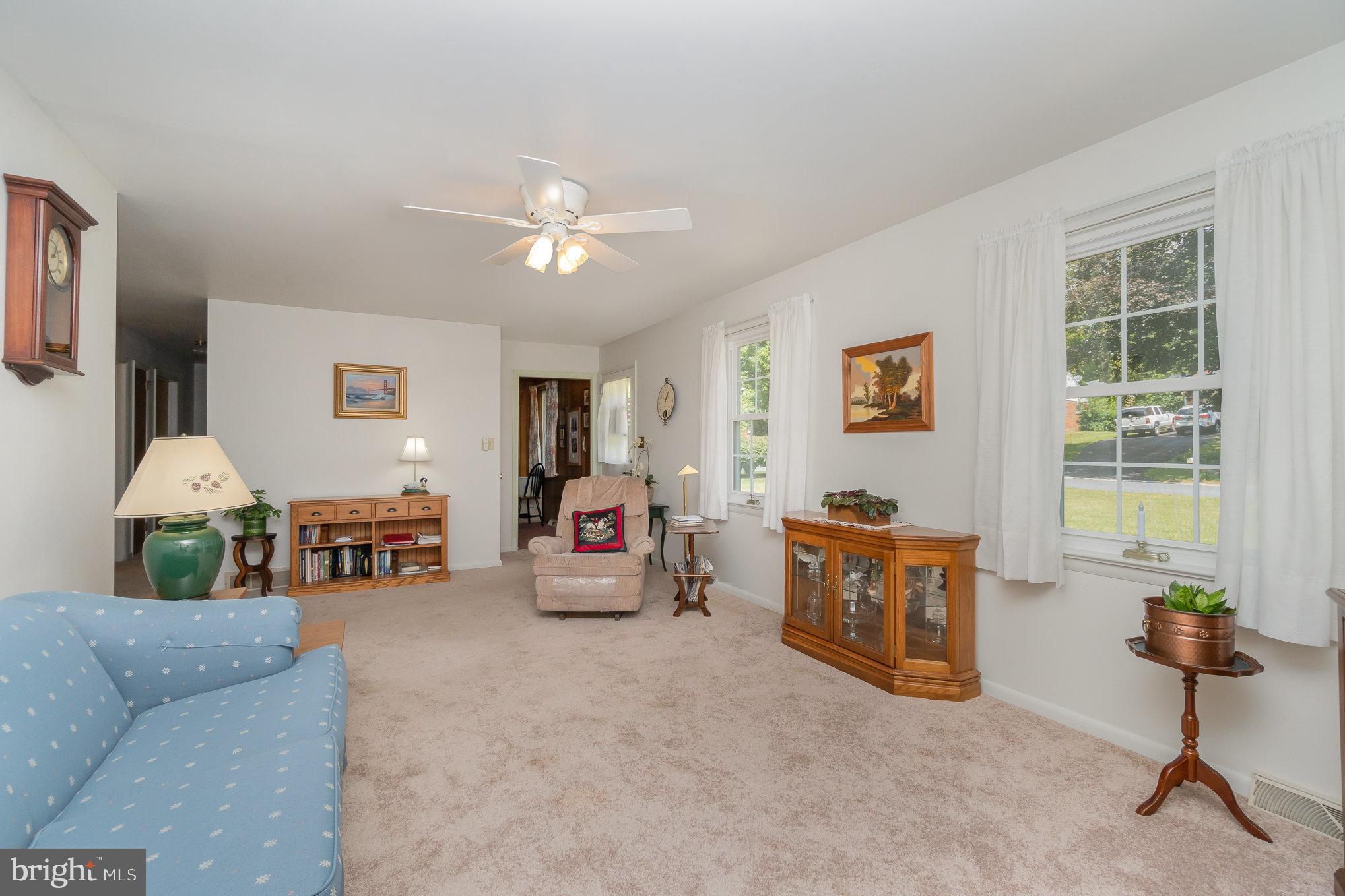 FOREST HILLS - Residential