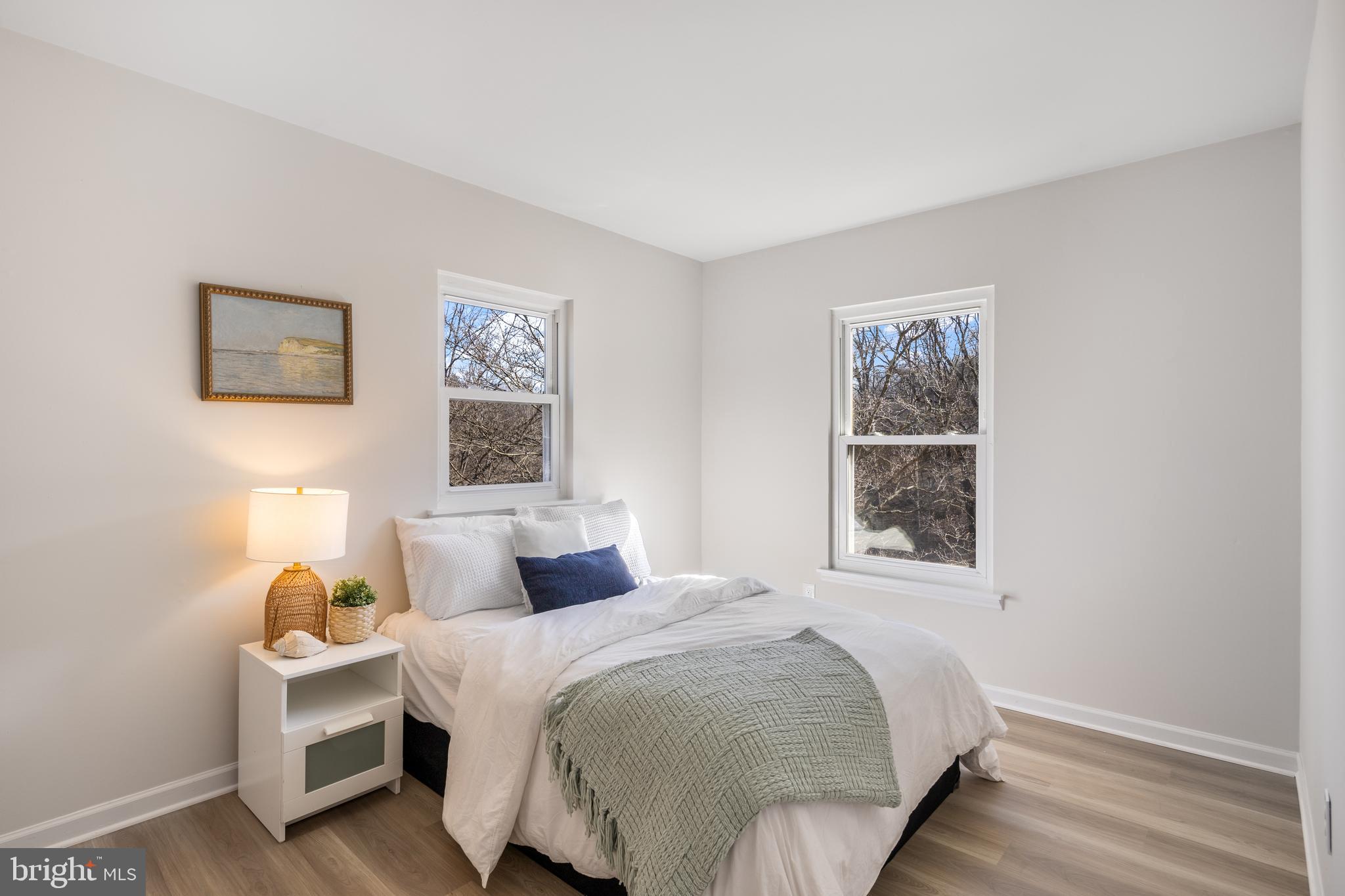 HAMPSTEAD - Residential