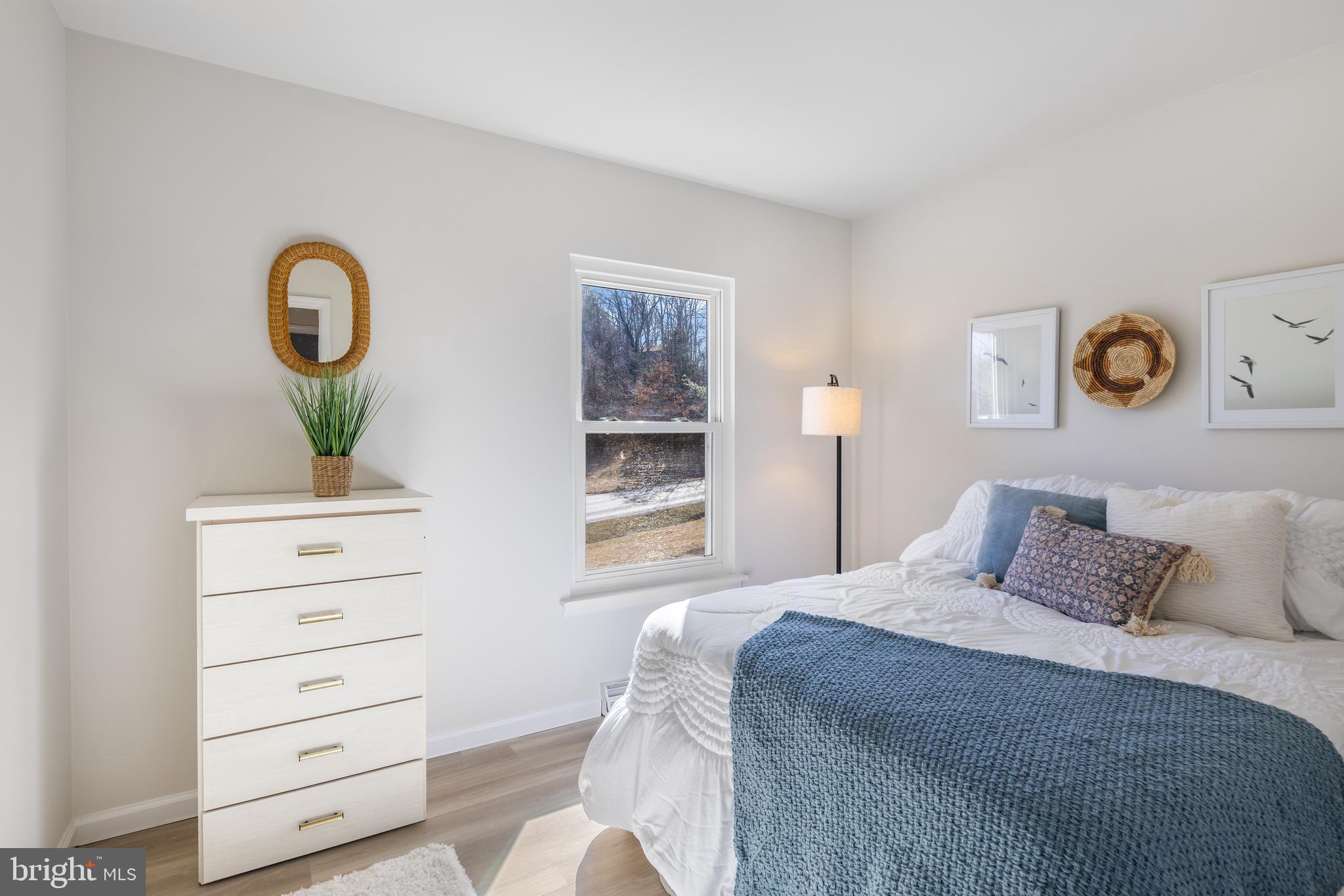 HAMPSTEAD - Residential