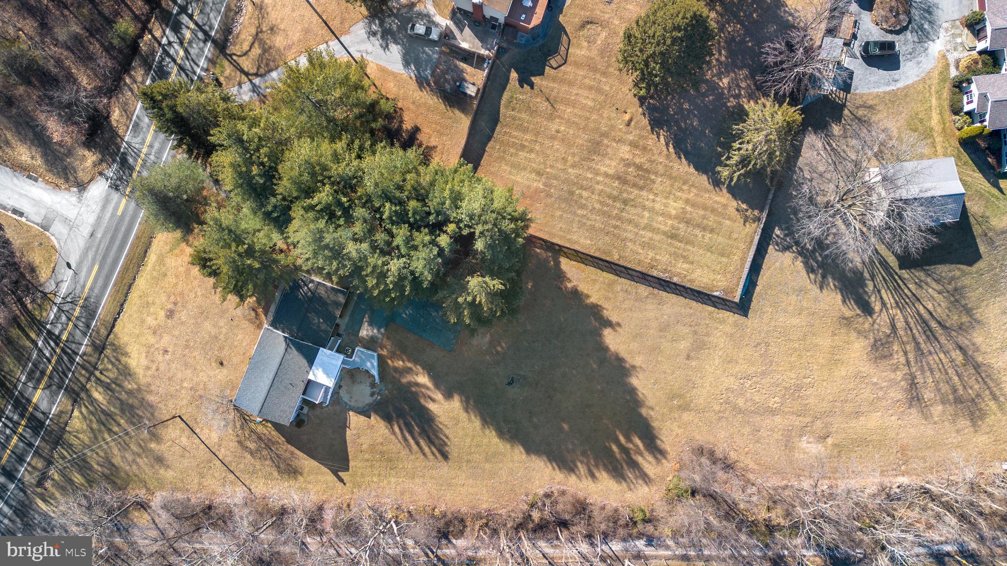 HAMPSTEAD - Residential