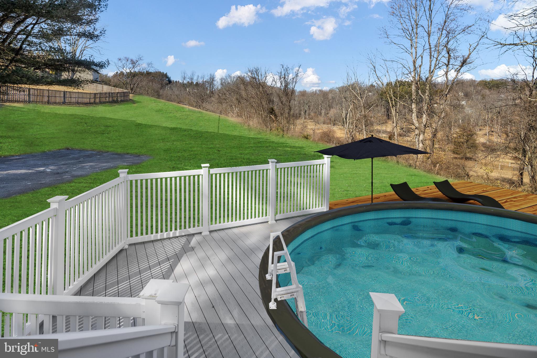 HAMPSTEAD - Residential