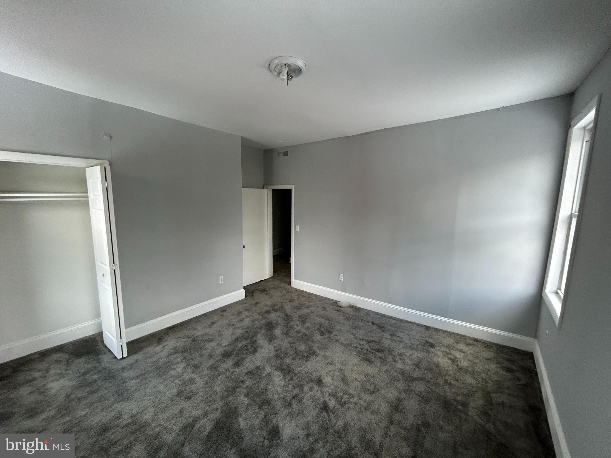 WINDSOR MILL - Residential