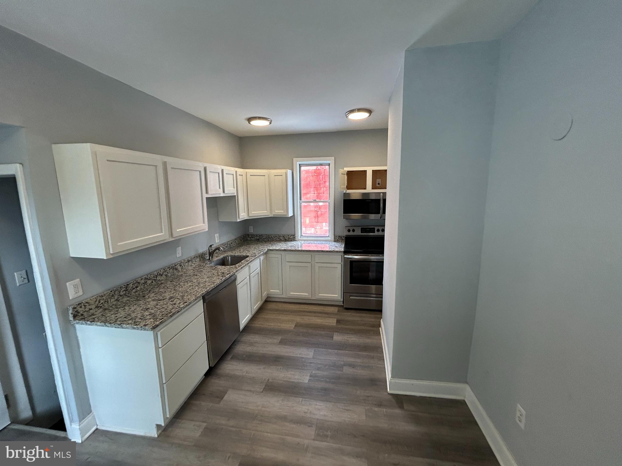 WINDSOR MILL - Residential