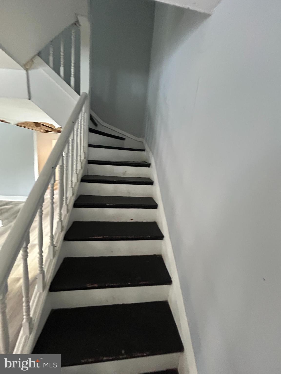 WINDSOR MILL - Residential