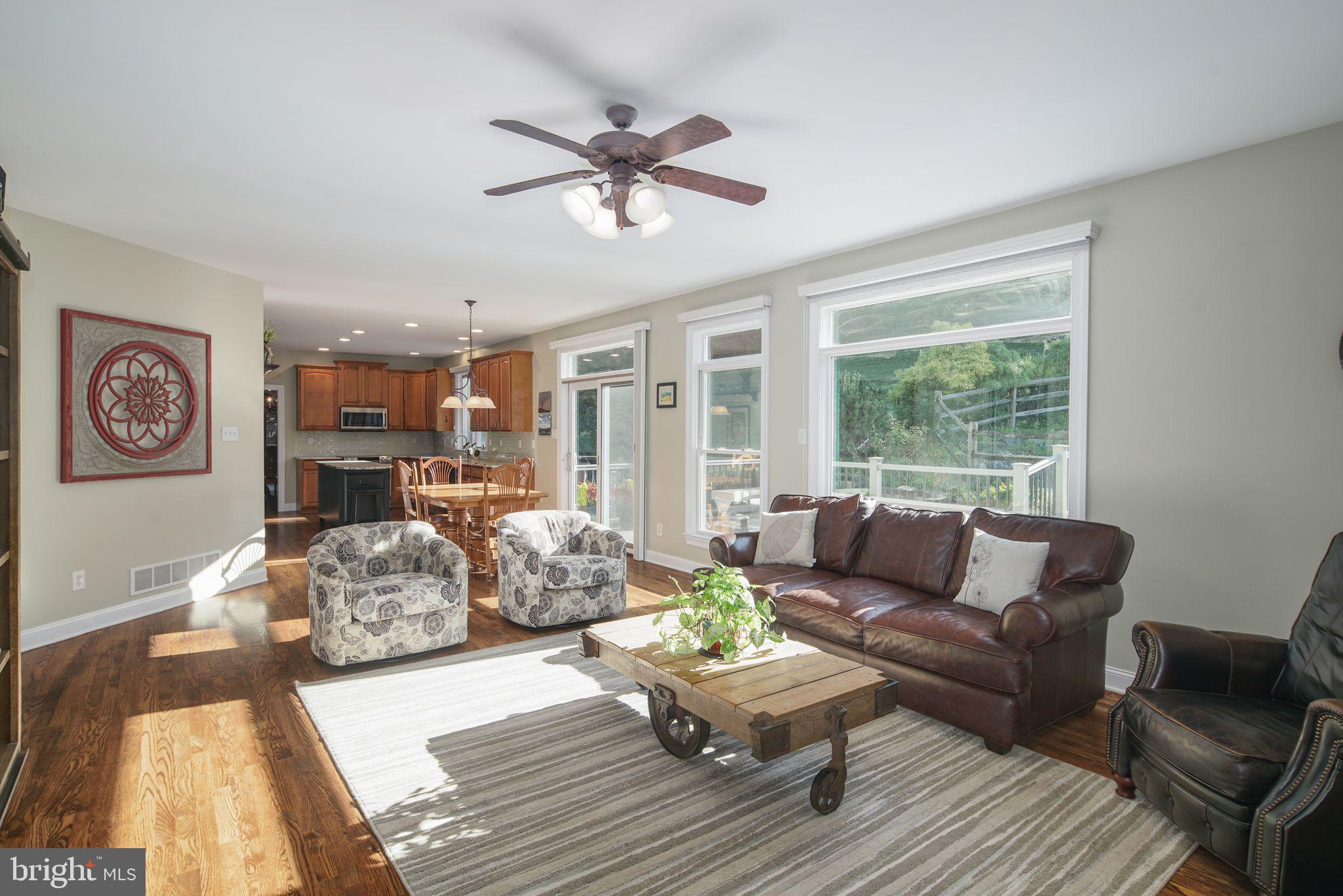 SPRING OAKS FARM - Residential