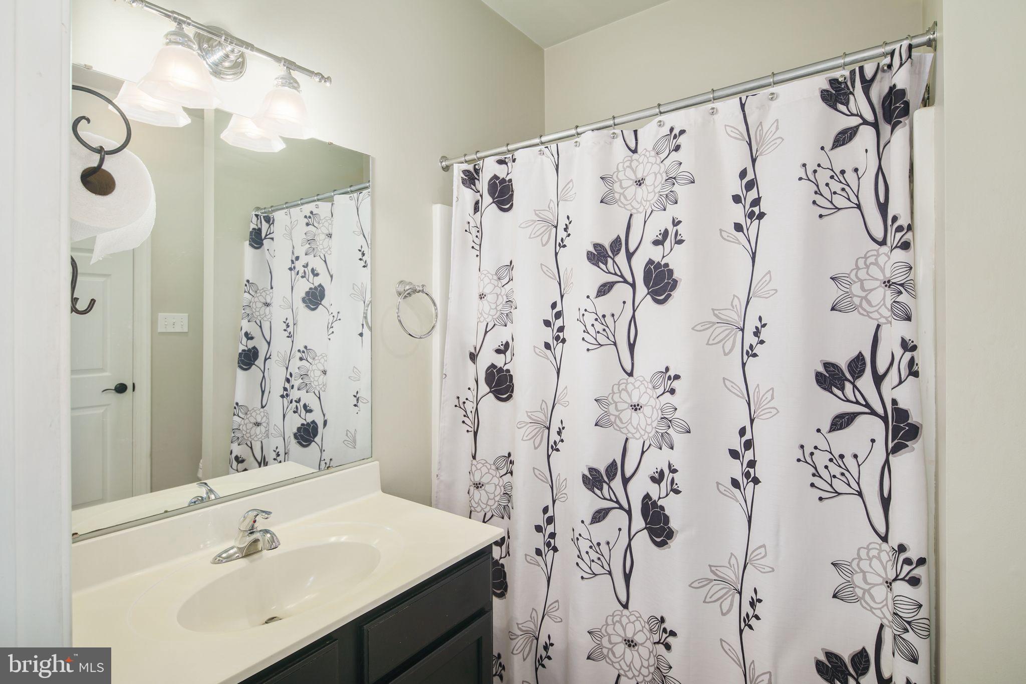 SPRING OAKS FARM - Residential