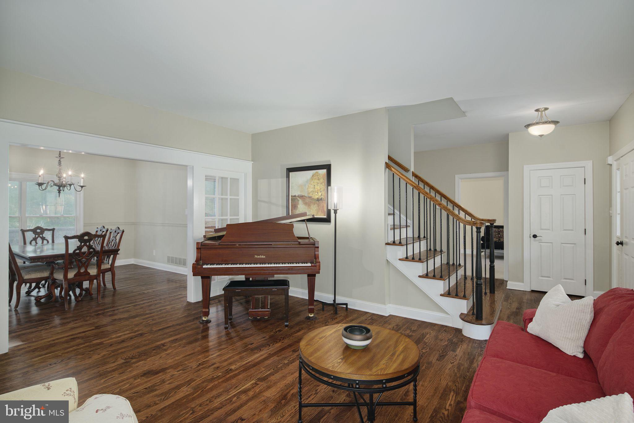 SPRING OAKS FARM - Residential