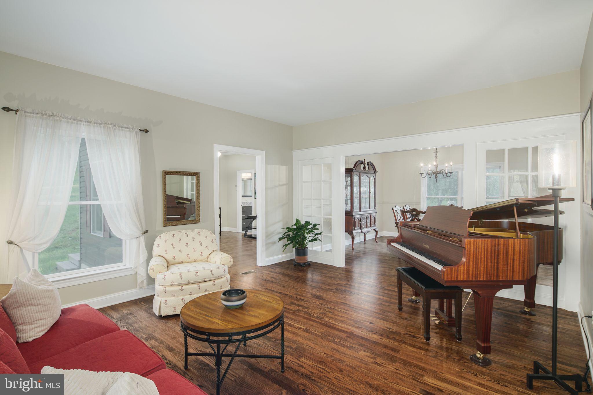 SPRING OAKS FARM - Residential