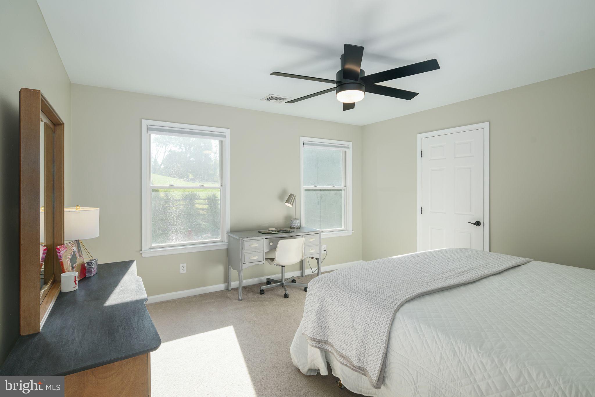 SPRING OAKS FARM - Residential