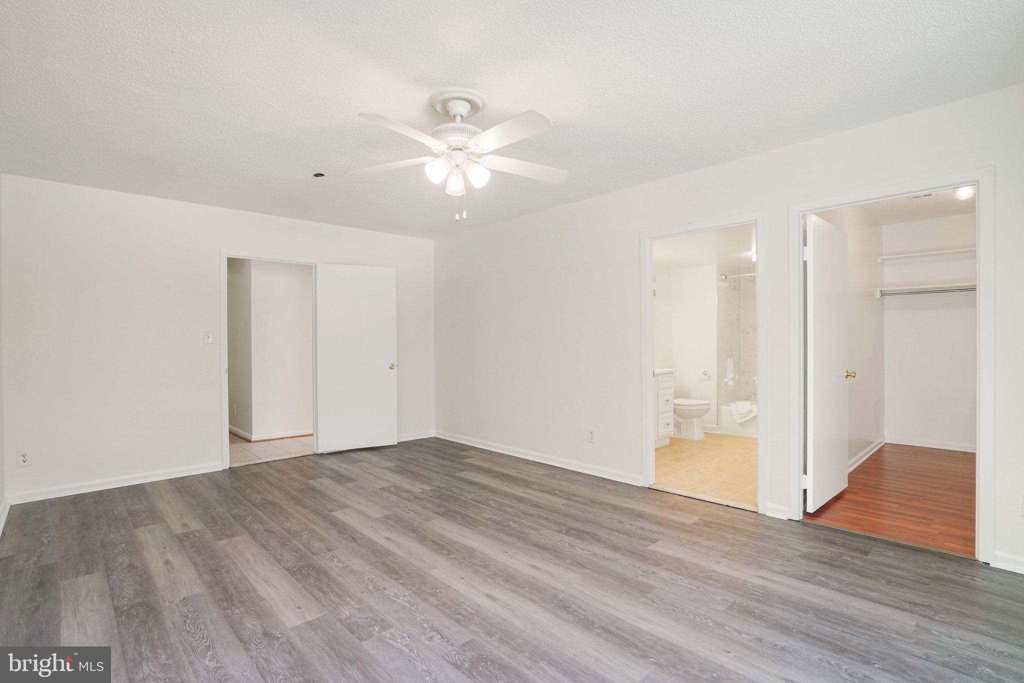 SKYLINE HOUSE - Residential