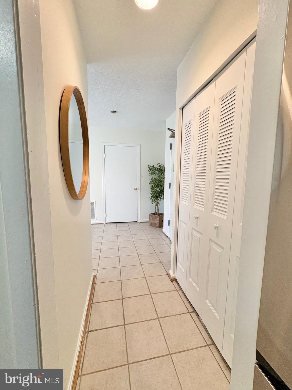 3713 S GEORGE MASON DRIVE T5W