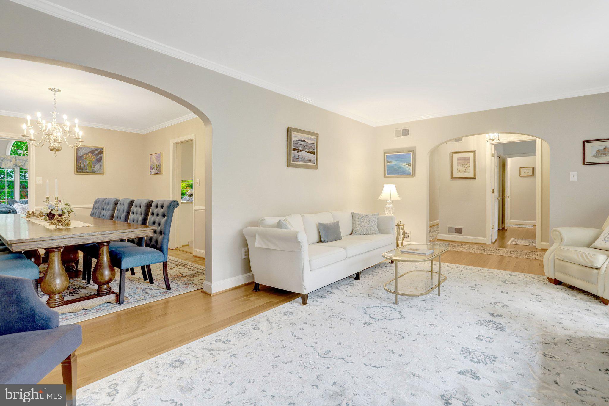 SHIRLEY WOODS - Residential