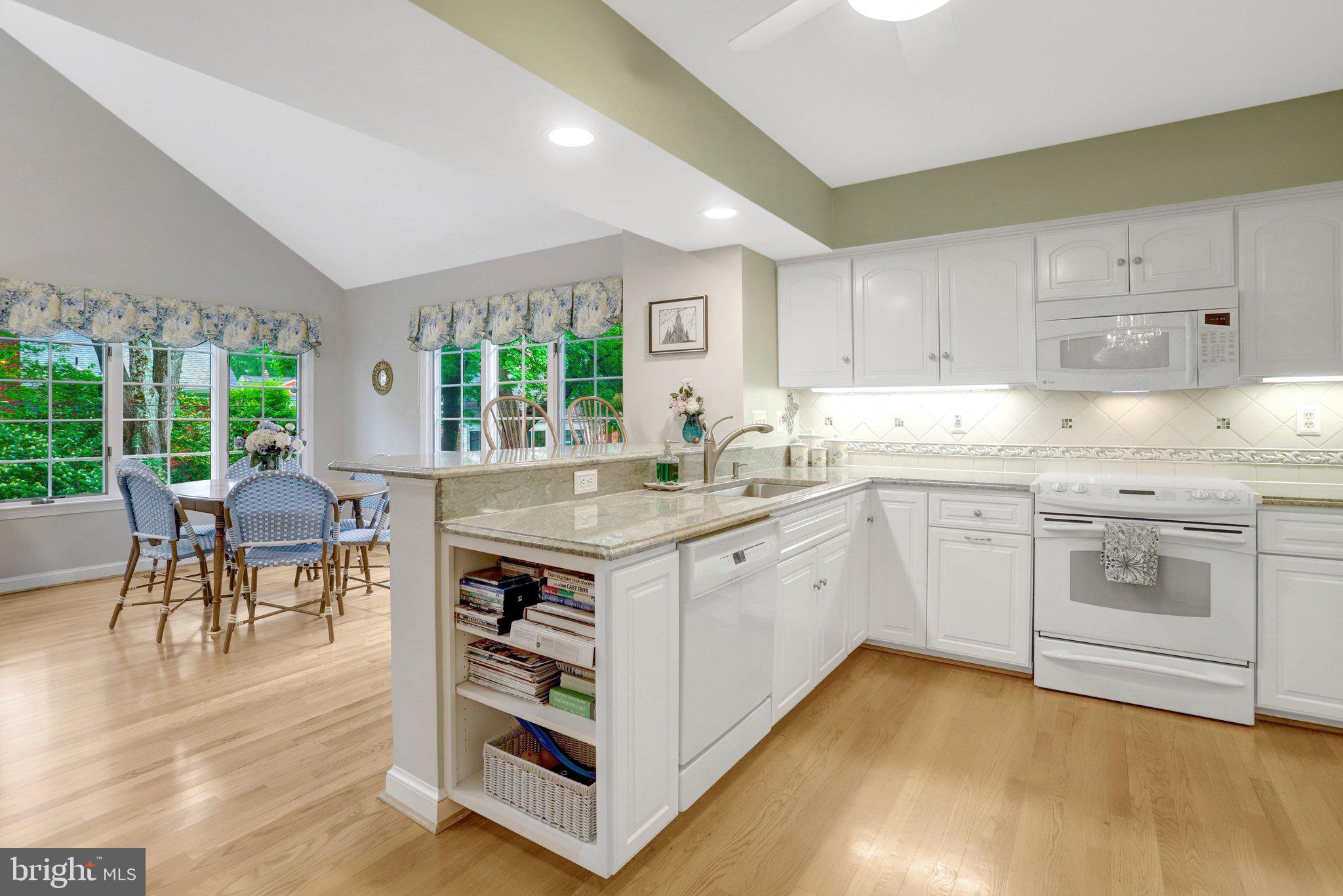 SHIRLEY WOODS - Residential