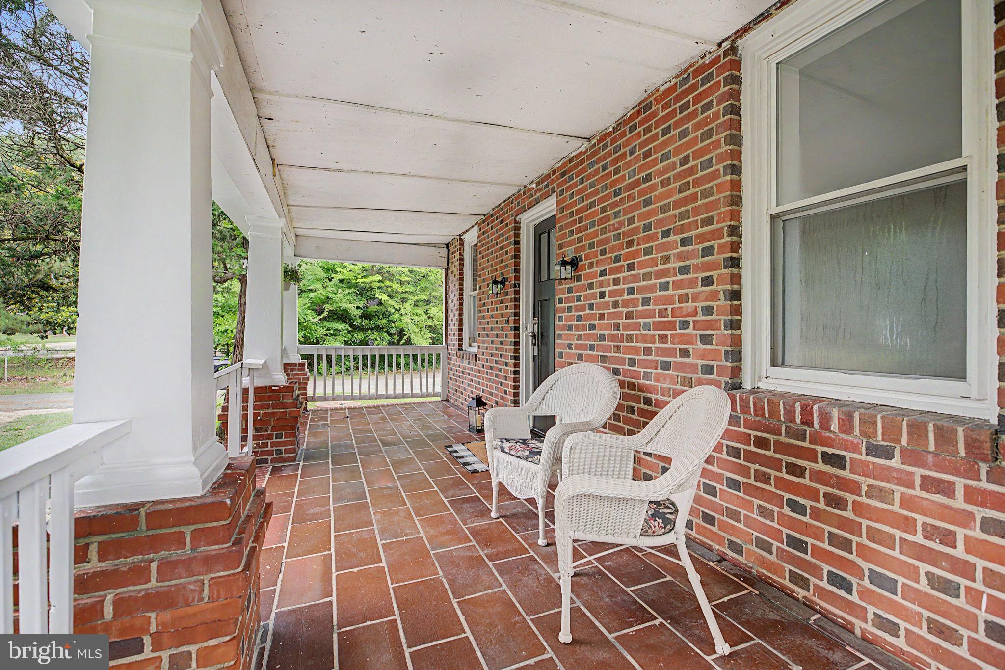 2800 KINGSDALE ROAD