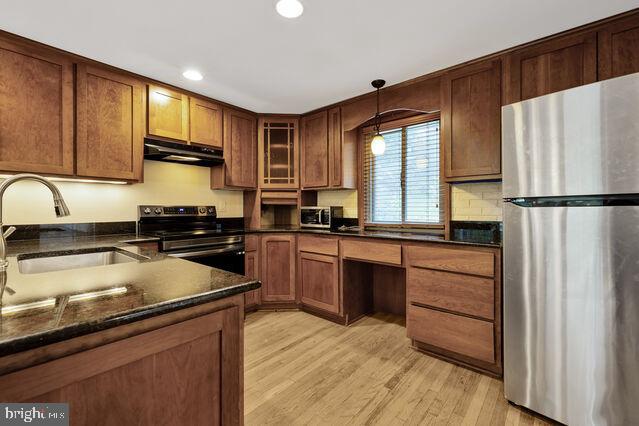 STEDWICK TOWNHOUSES - Residential