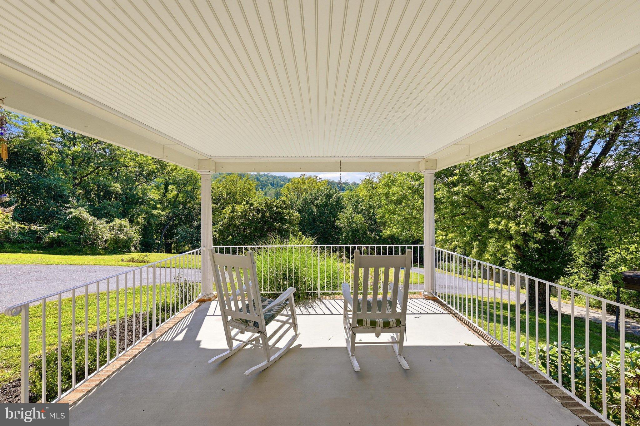 3519 REMOUNT ROAD