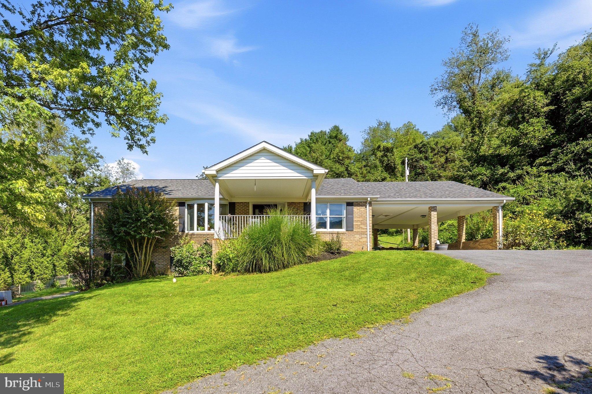 3519 REMOUNT ROAD