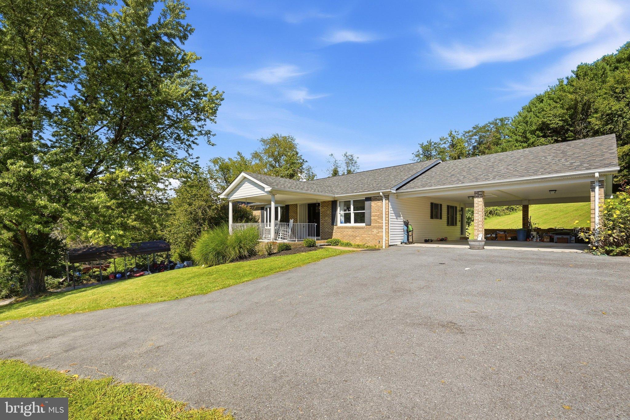 3519 REMOUNT ROAD