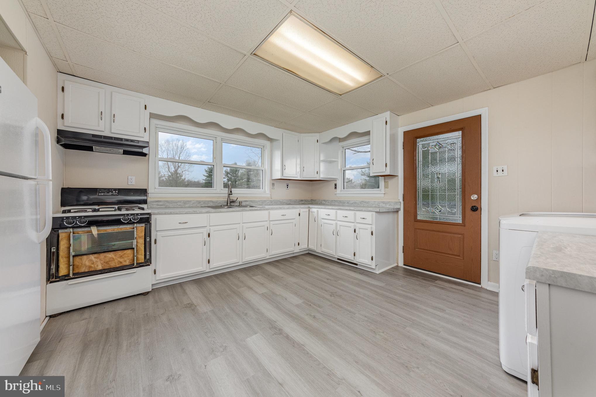 ORANGE - Residential Lease