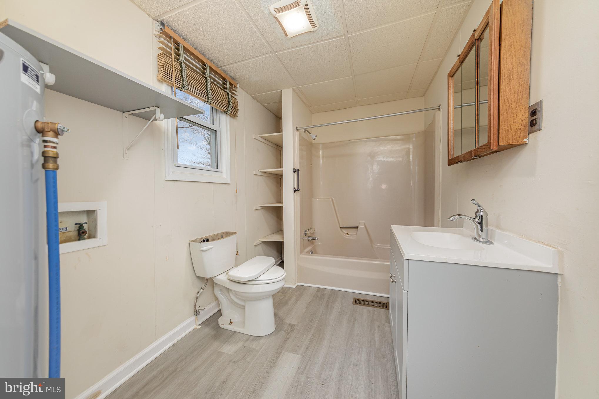 ORANGE - Residential Lease