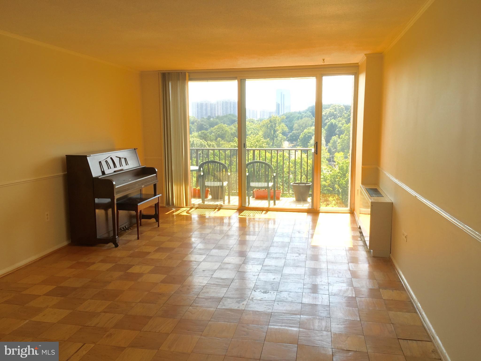 THE CARLTON - Residential Lease