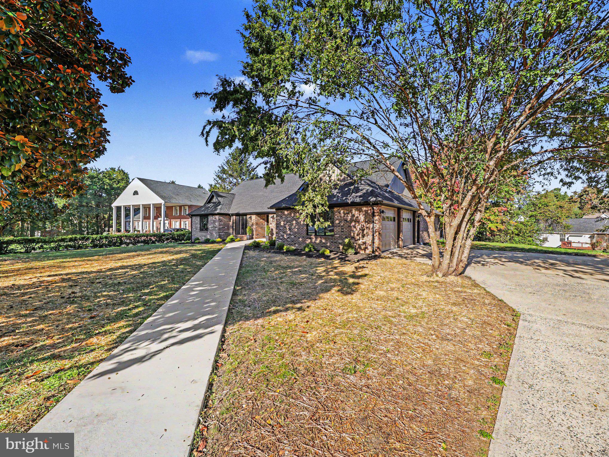 15 STEEPLECHASE ROAD