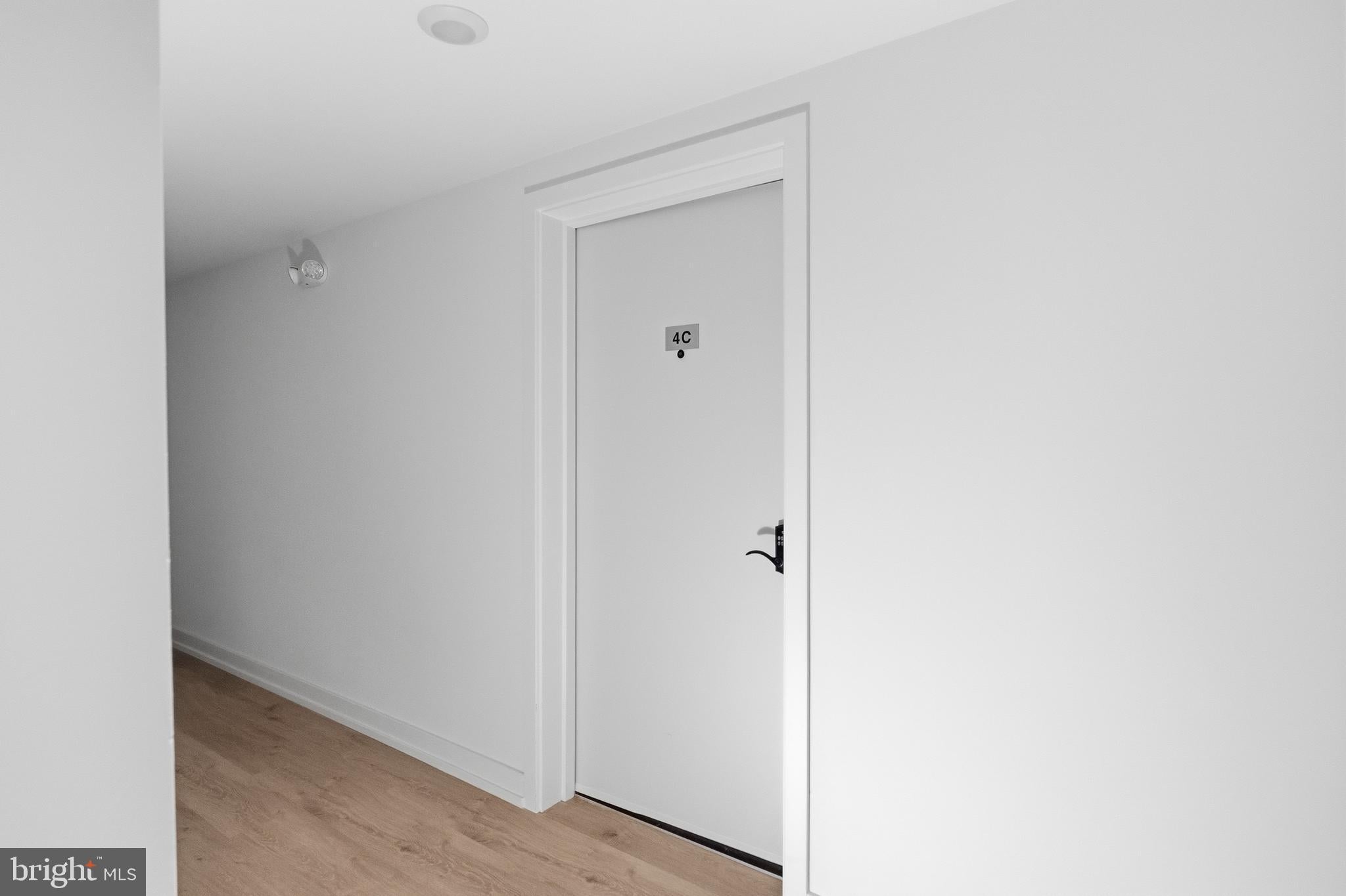 209 NEW STREET 4C
