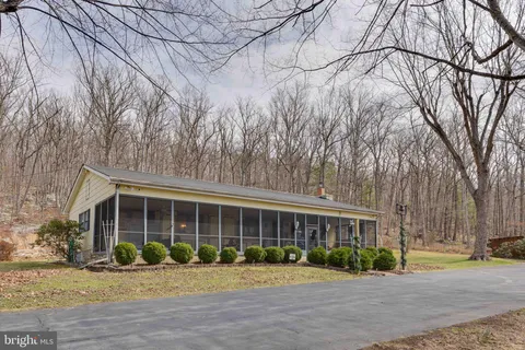 MLS: WVHS2007400