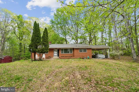 1617 Accokeek Road W, Accokeek, MD MLS: MDPG2149128
