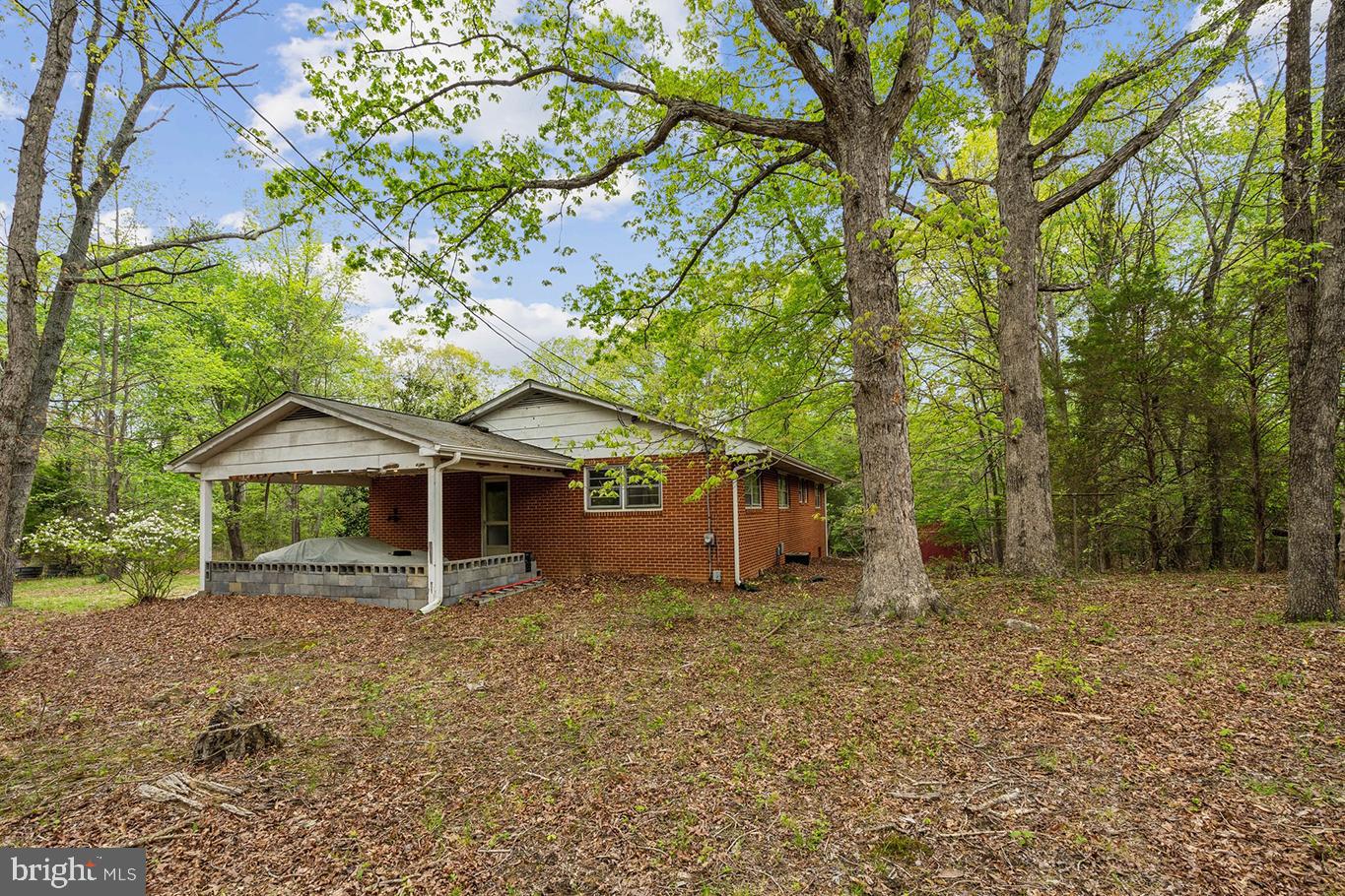1617 ACCOKEEK ROAD W