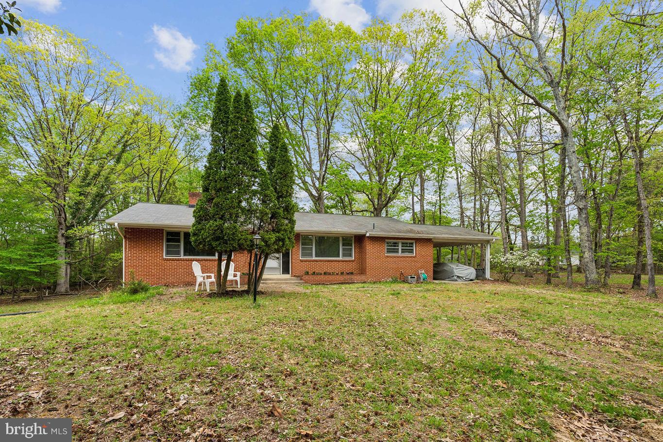 1617 ACCOKEEK ROAD W