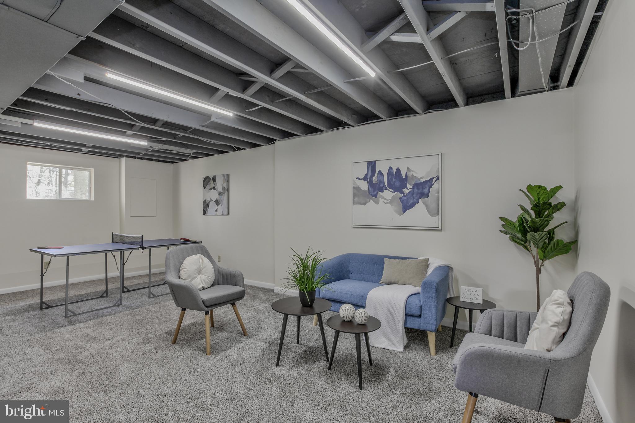 BEL PRE WOODS - Residential