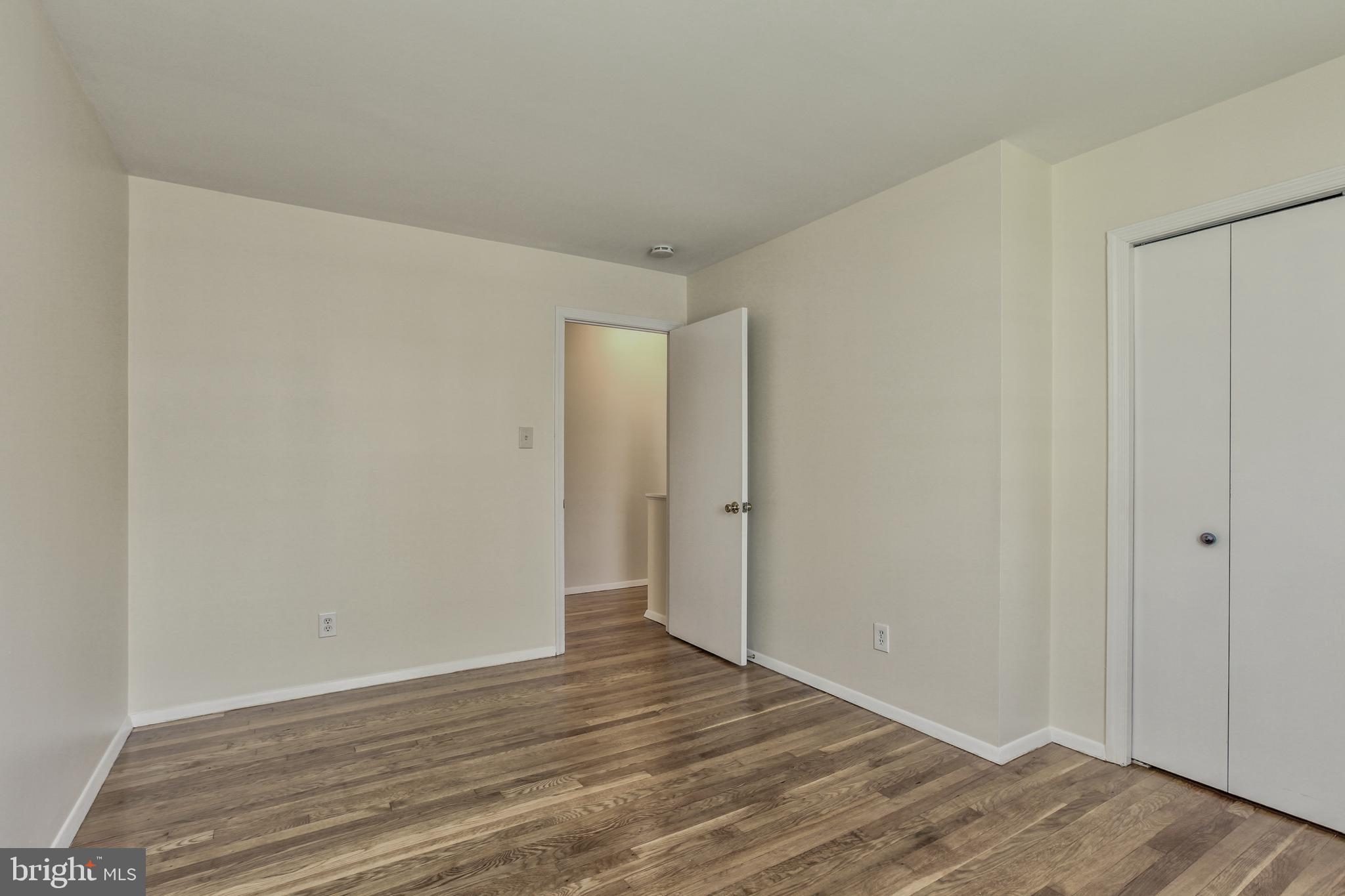 BEL PRE WOODS - Residential