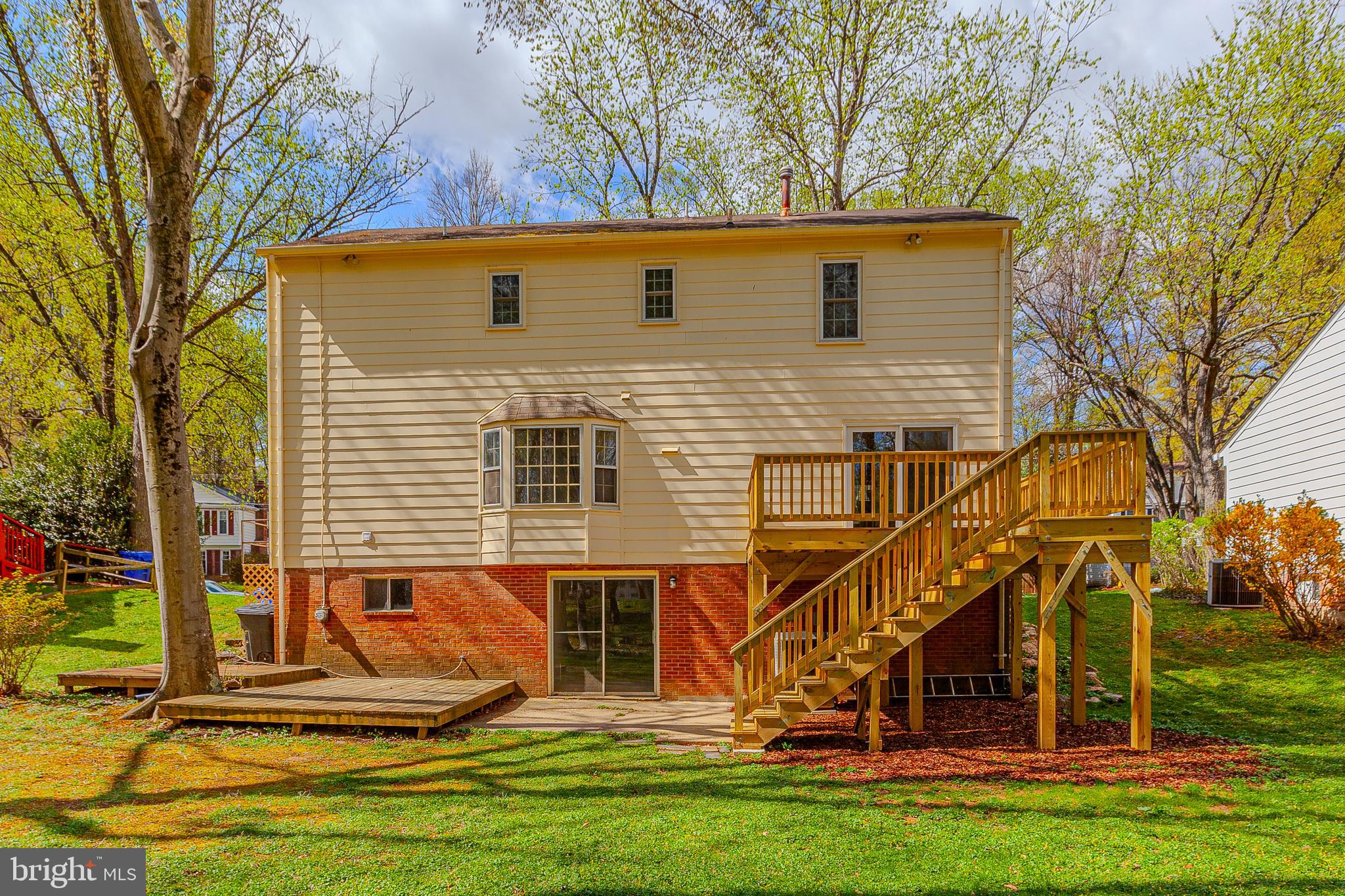 BEL PRE WOODS - Residential