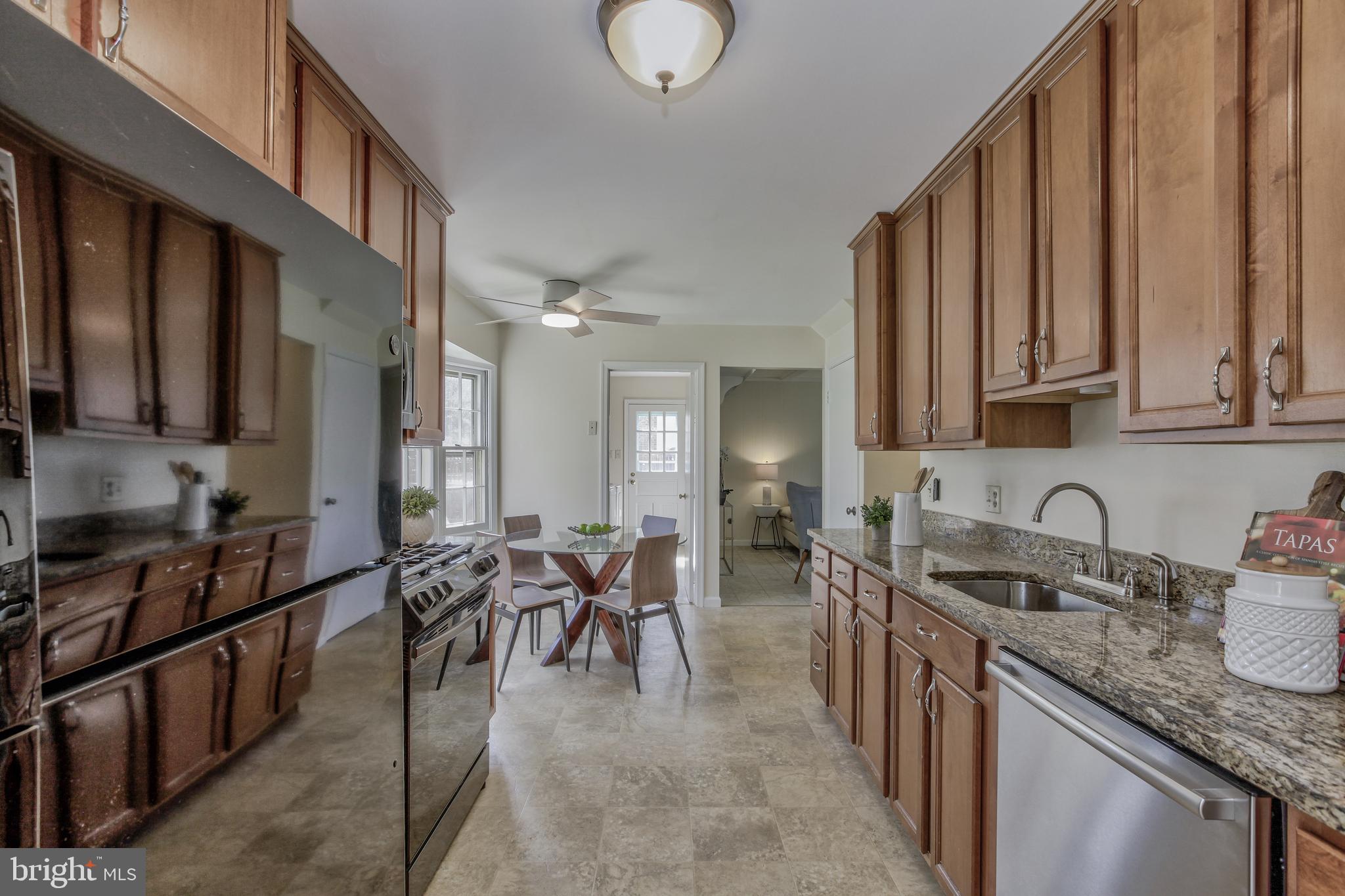 BEL PRE WOODS - Residential