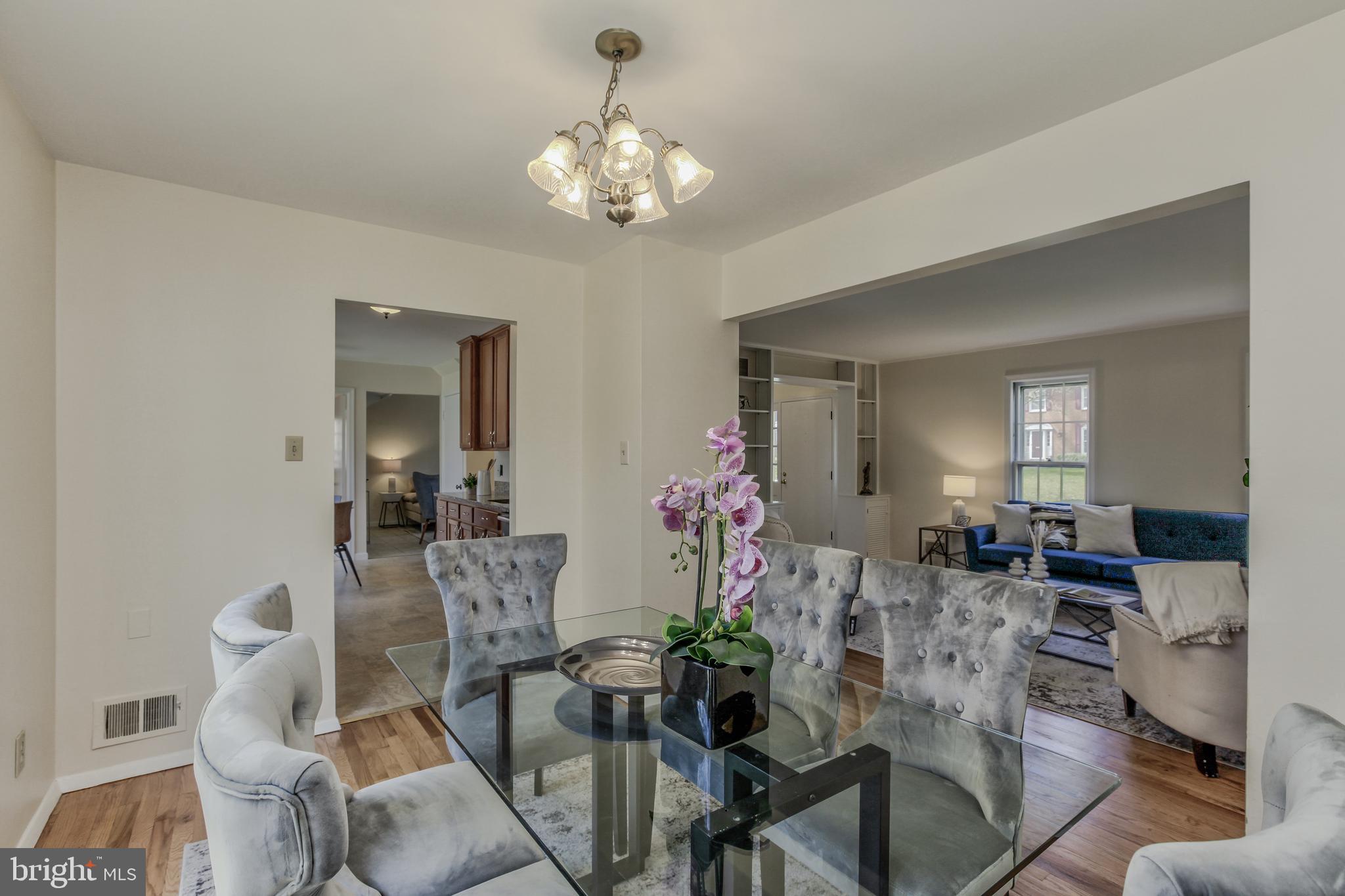 BEL PRE WOODS - Residential