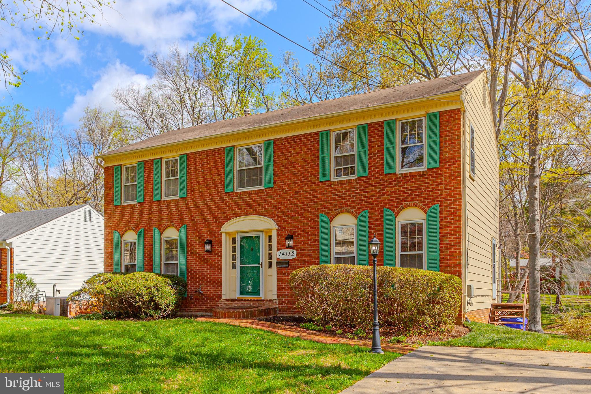 BEL PRE WOODS - Residential