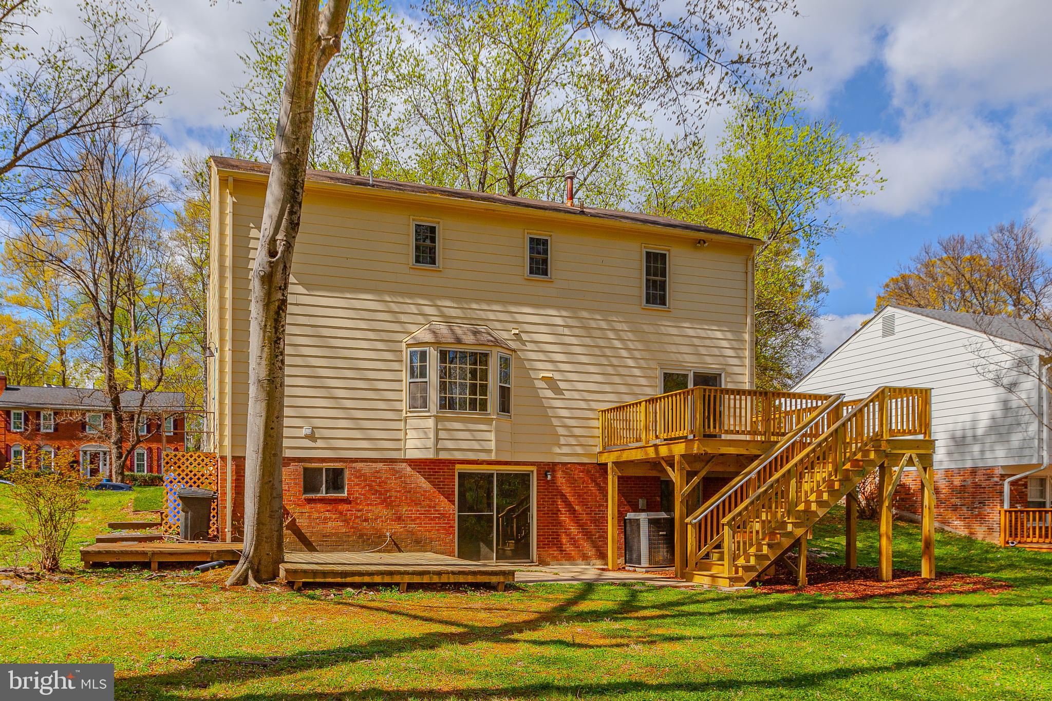 BEL PRE WOODS - Residential