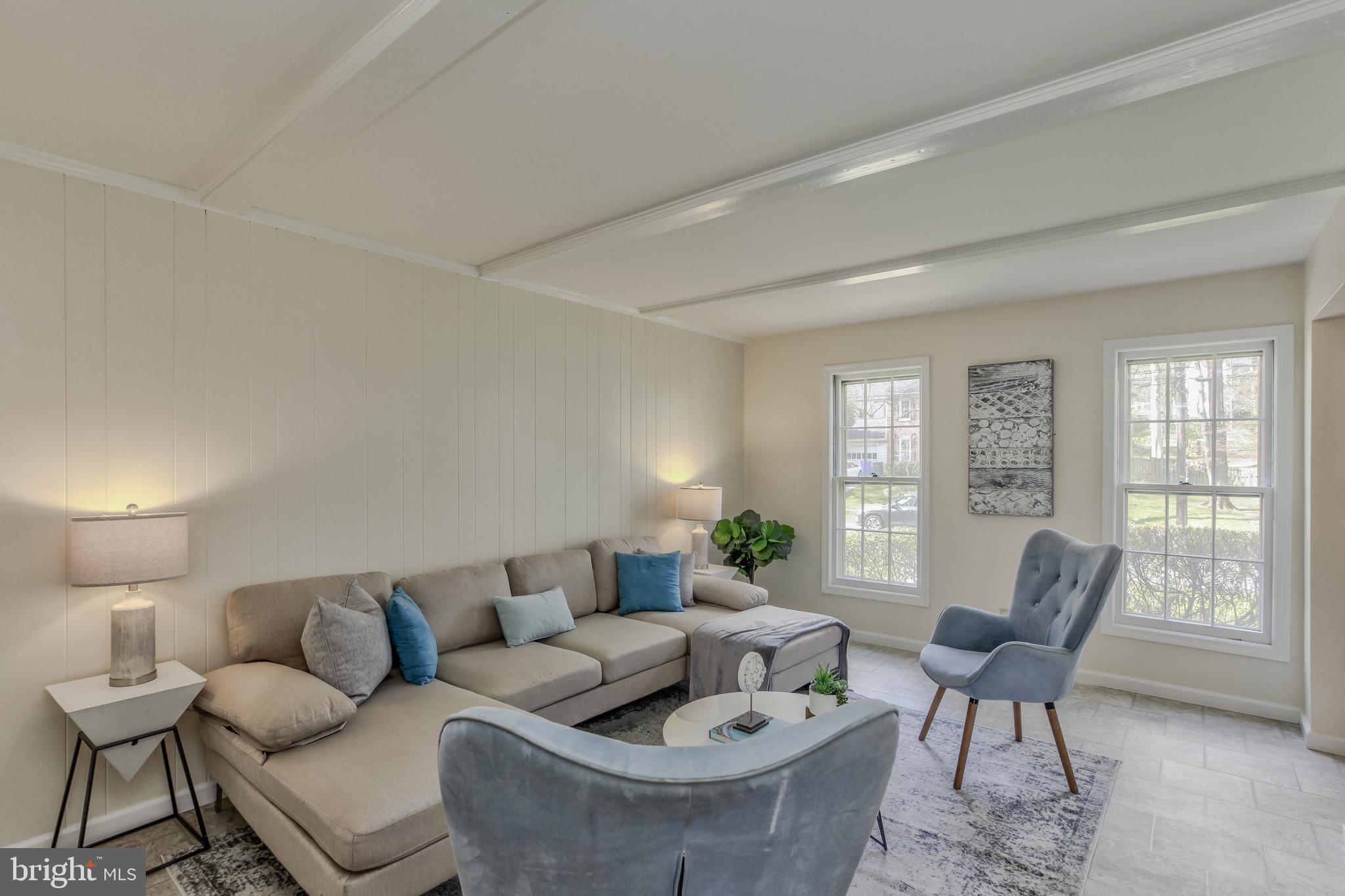 BEL PRE WOODS - Residential