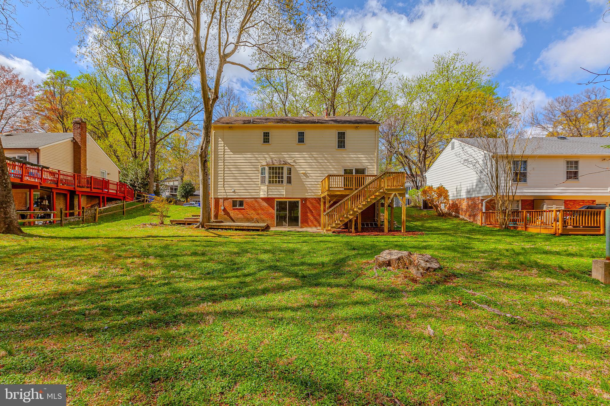 BEL PRE WOODS - Residential