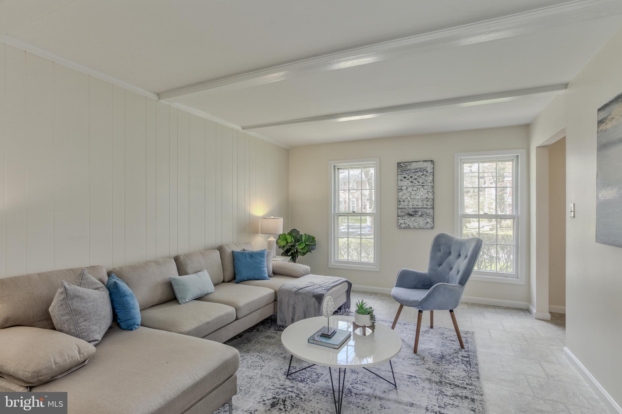 BEL PRE WOODS - Residential