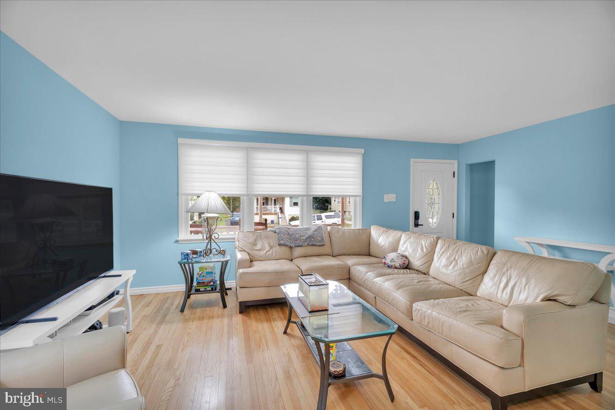 326 SPRUCE AVENUE