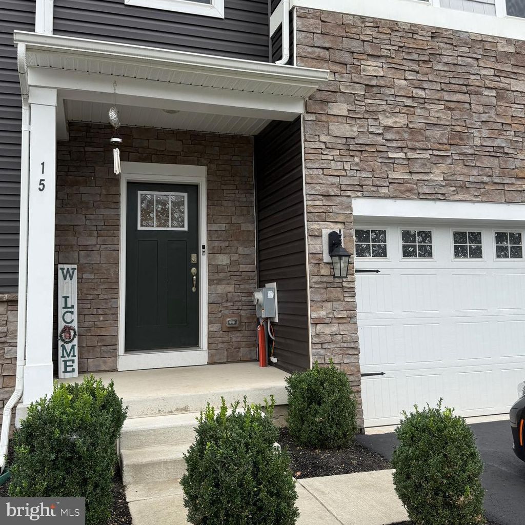 Photo of 15 Egret Way, PHOENIXVILLE, PA 19460 (MLS # PAMC2153512)