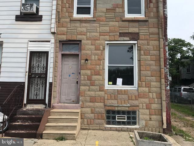 STRAWBERRY MANSION - Residential