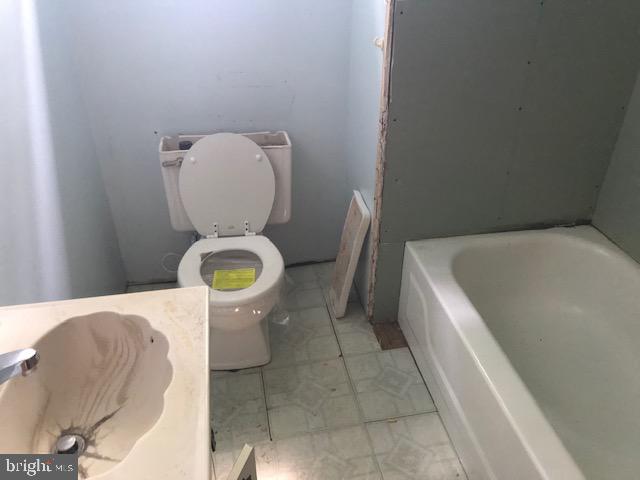 STRAWBERRY MANSION - Residential