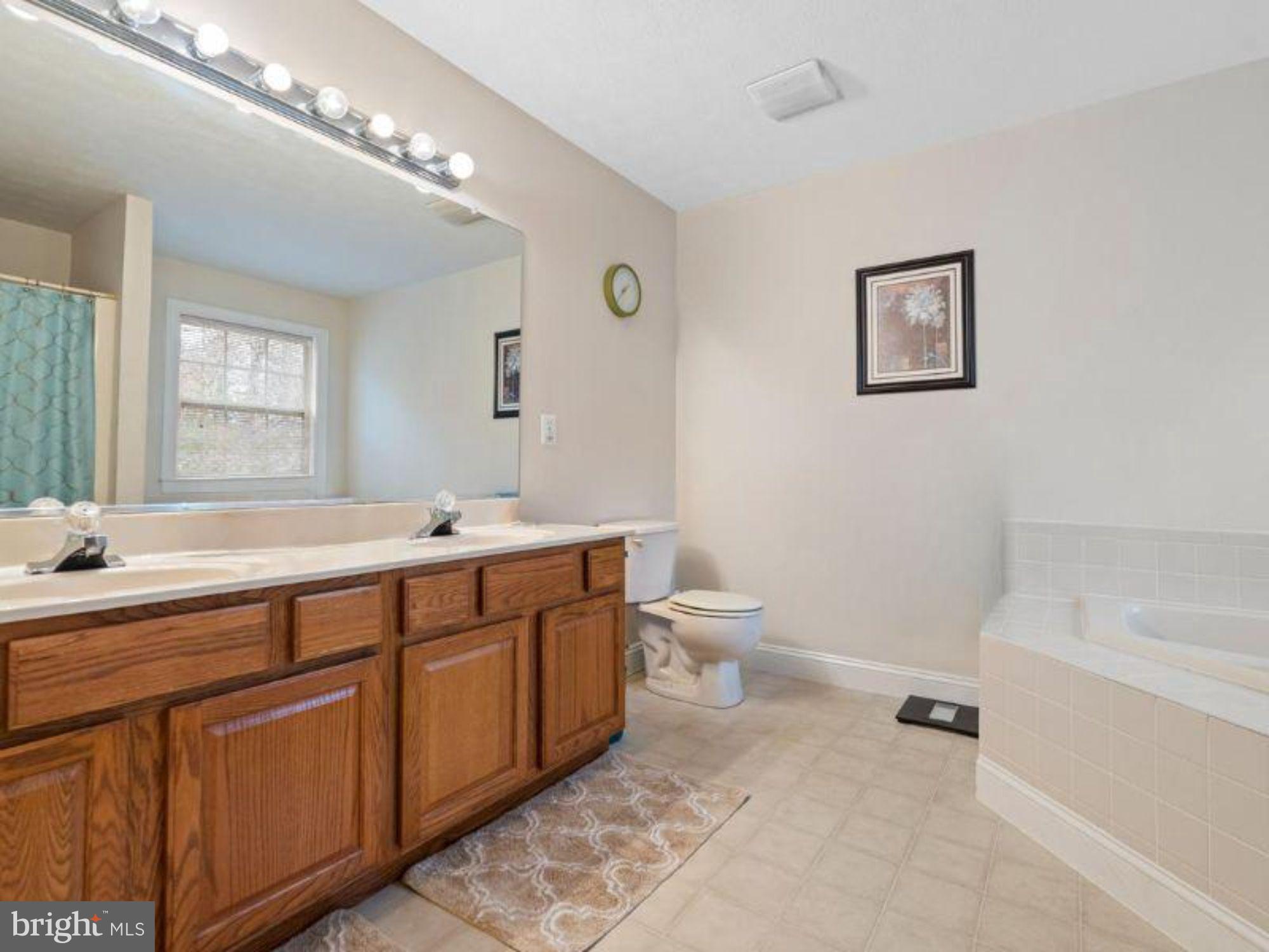 LEACHBURG - Residential