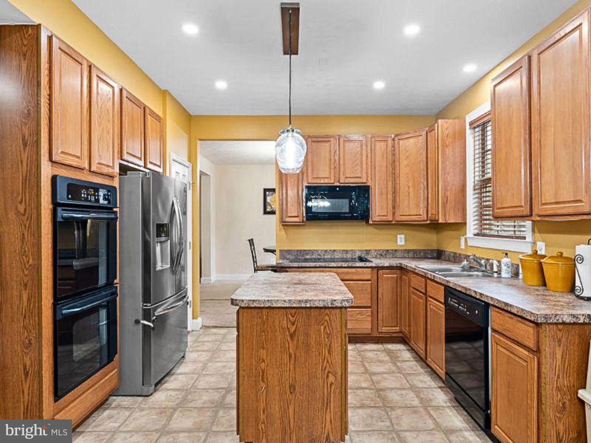 LEACHBURG - Residential