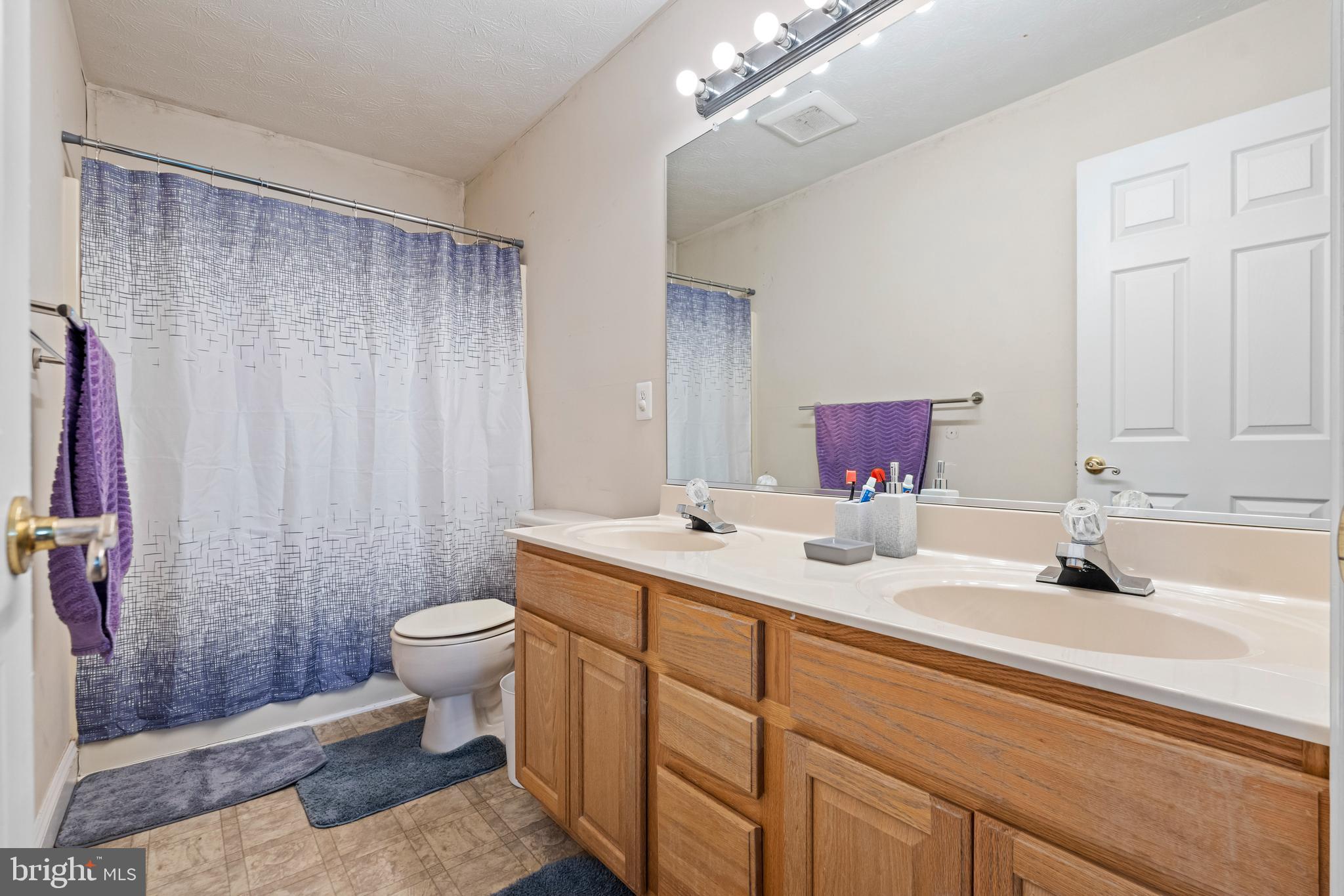 LEACHBURG - Residential