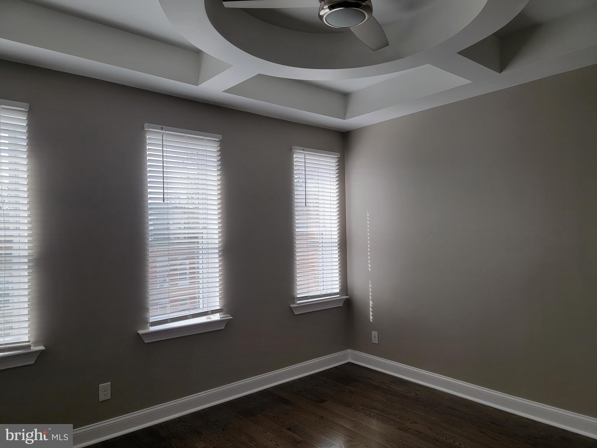 OLIVER - Residential